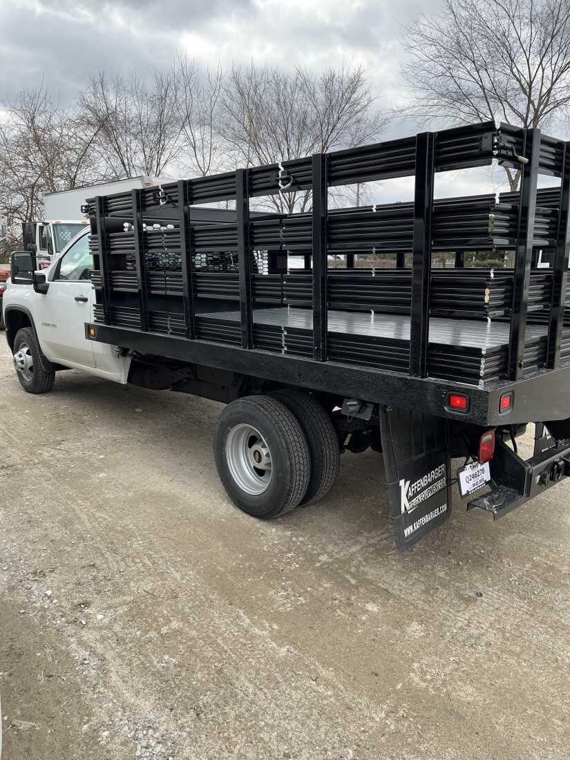 Truck Rentals | Madison Heights, MI | Ashmore Rentals - t112_sides